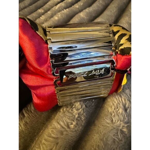 Betsey johnson white filagree lace gothic watch - Picture 3 of 7